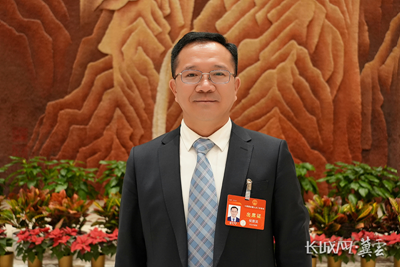代表履責(zé)，兩會(huì)聲音｜中國樂凱黨委書記、董事長侯景濱履職盡責(zé)、建言獻(xiàn)策
